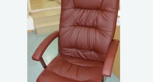 Обтяжка офисного кресла. Берёзовский